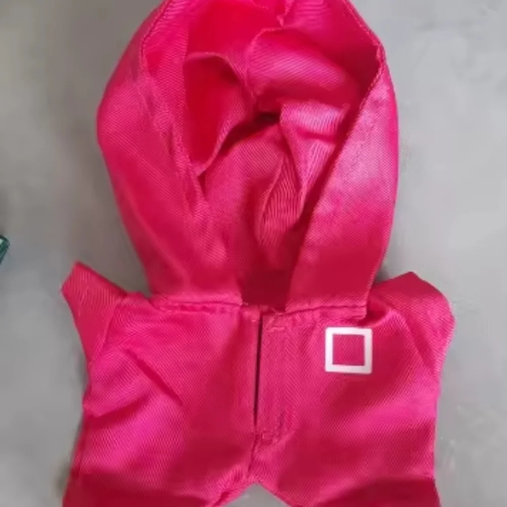 Squid Games Labubu Outfit - Picture 2 of 2